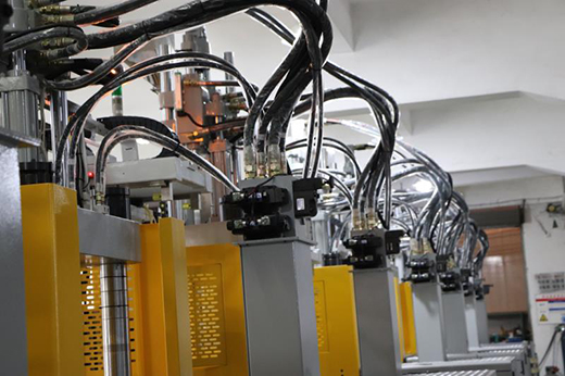 注塑成型易發(fā)生的危險(xiǎn)，每位從業(yè)者都要清楚！